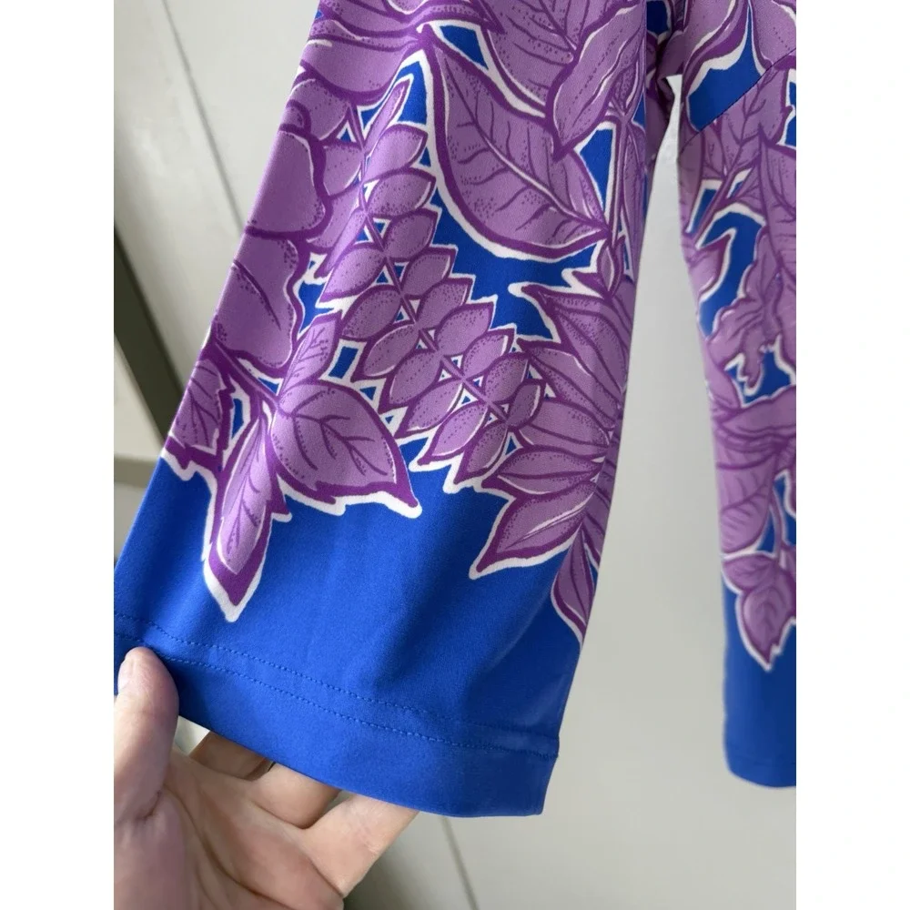 Bob Mackie‎ Wearable Art Blue Tunic W Lavender Flowers Scoopneck Size L